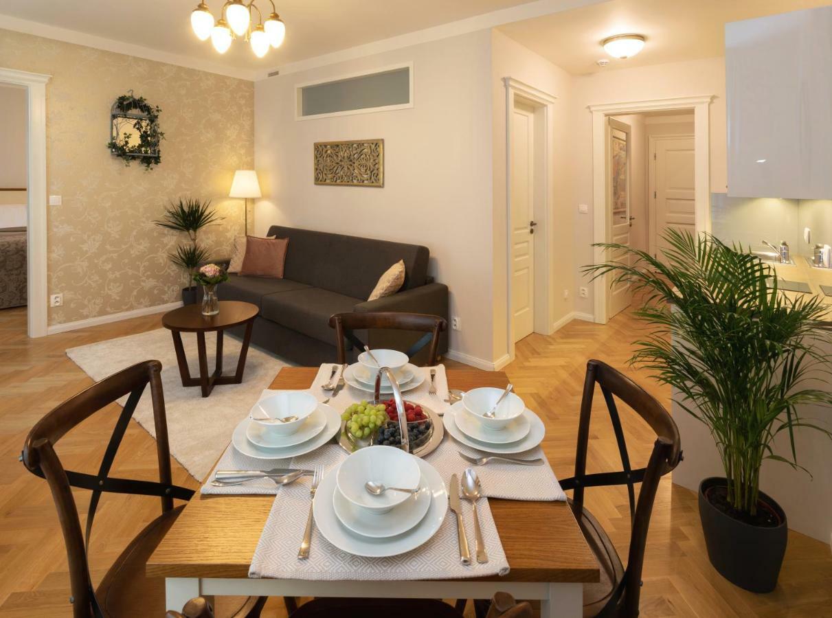 Seno6 Apartments Praha Bagian luar foto