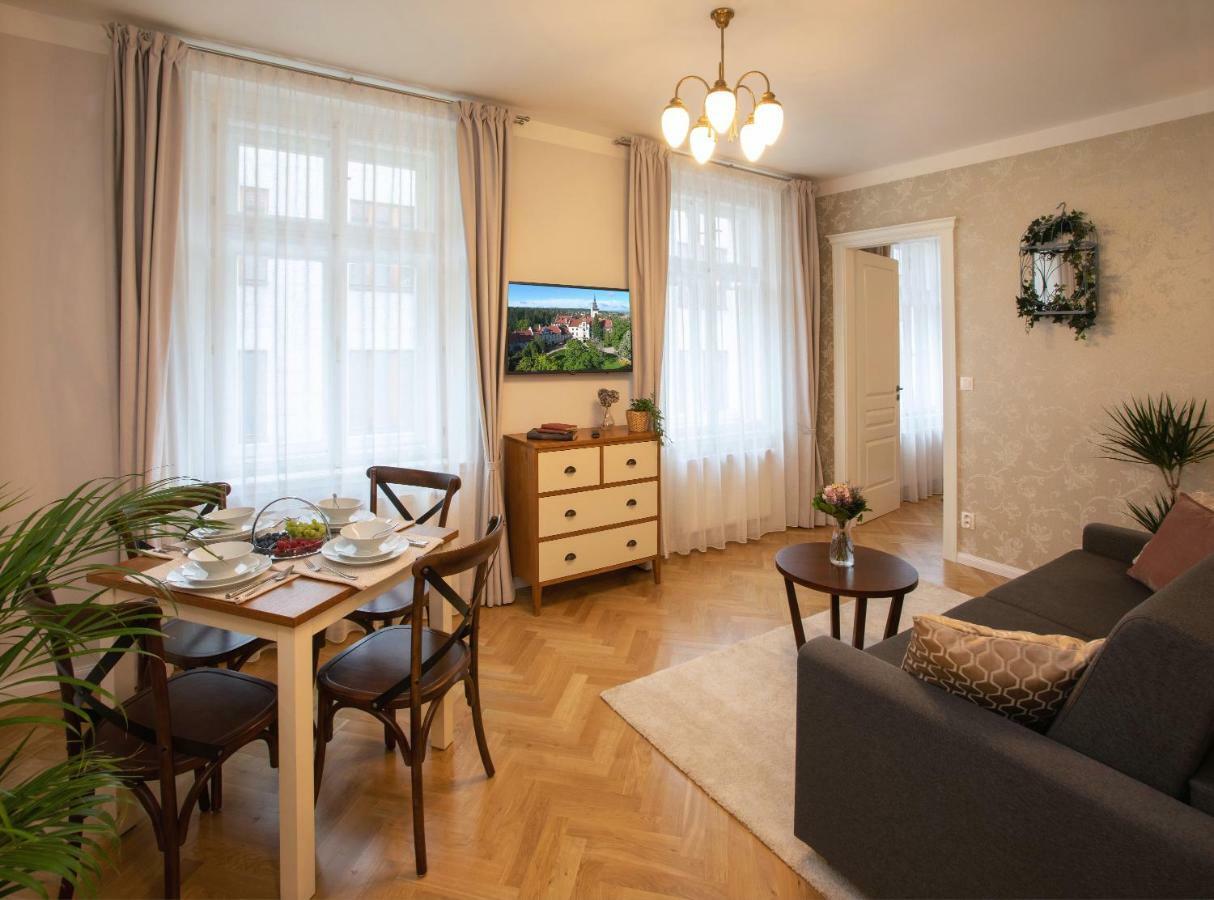 Seno6 Apartments Praha Bagian luar foto